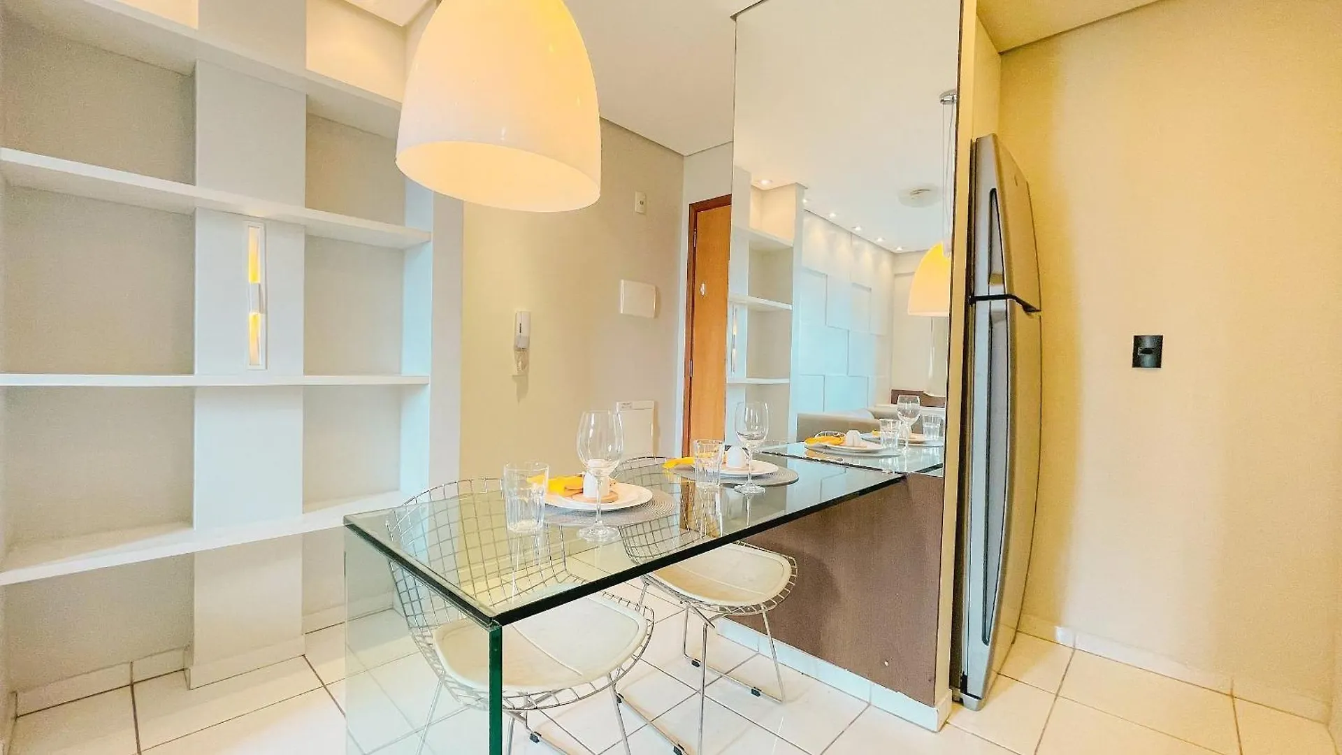 Apt 1 Quarto Metro Vaga Garagem Brasilia 0*,